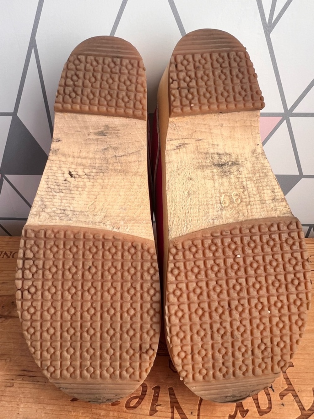 Verka Swedish Pink Leather Slip-On Clog/Mules - Picture 11 of 14